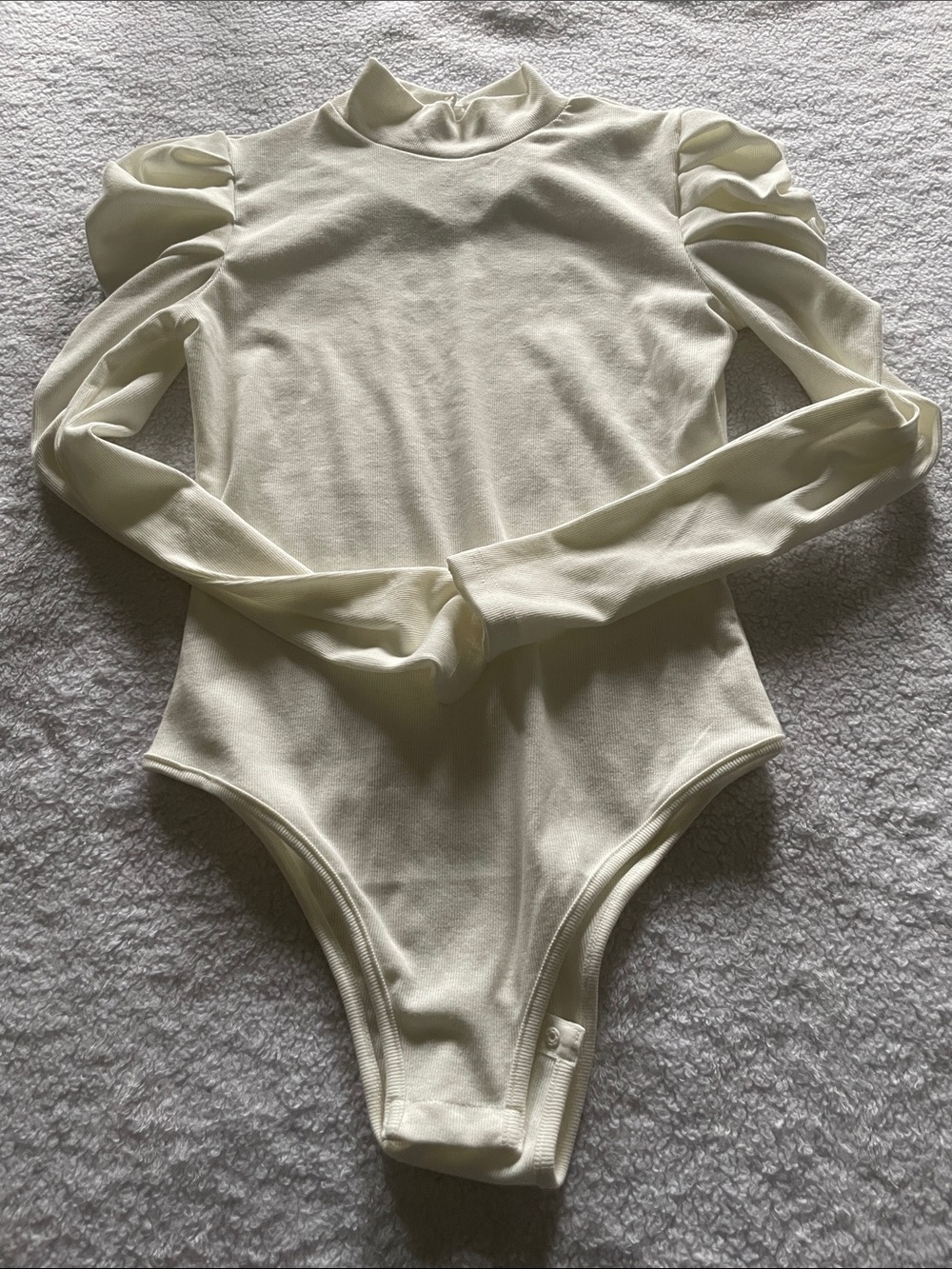 Long Sleeve Puff Shoulder Bodysuit - Cream
